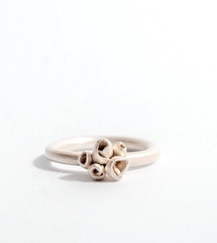 Rosebud Ring