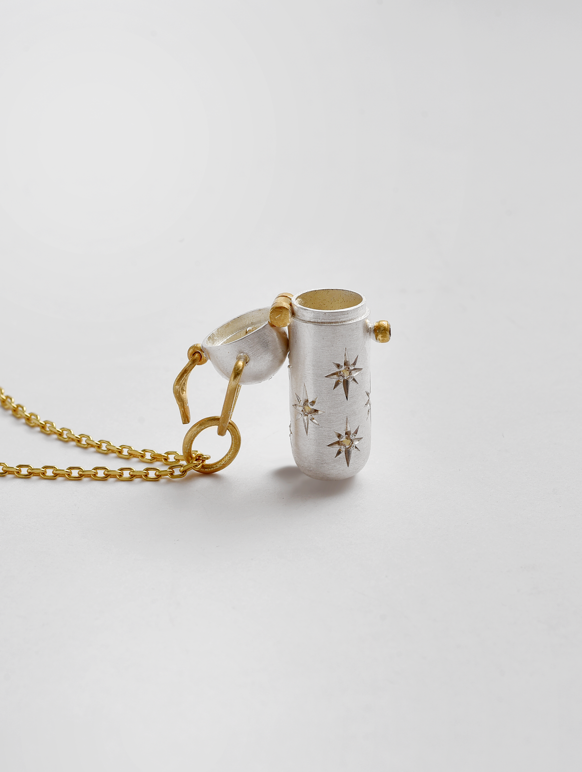 Stardust Petite Safir Locket