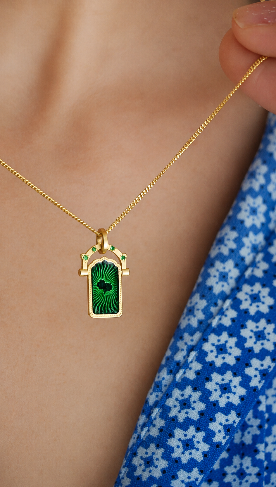 Door of Life Charm Tsavorite