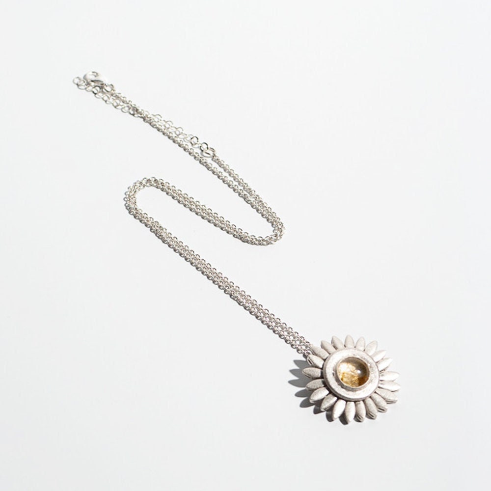 Sunflower Spinning Rutilated Quartz Necklace