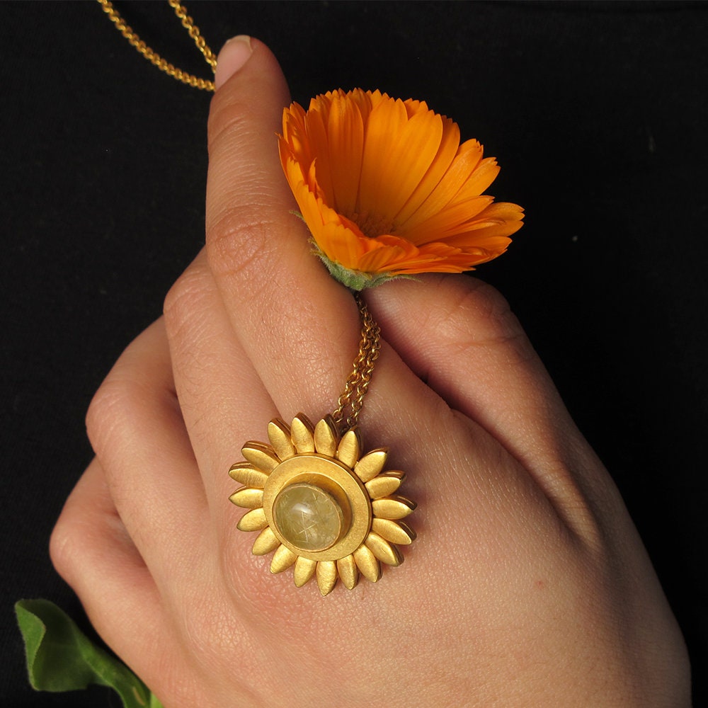 Sunflower Spinning Rutilated Quartz Necklace