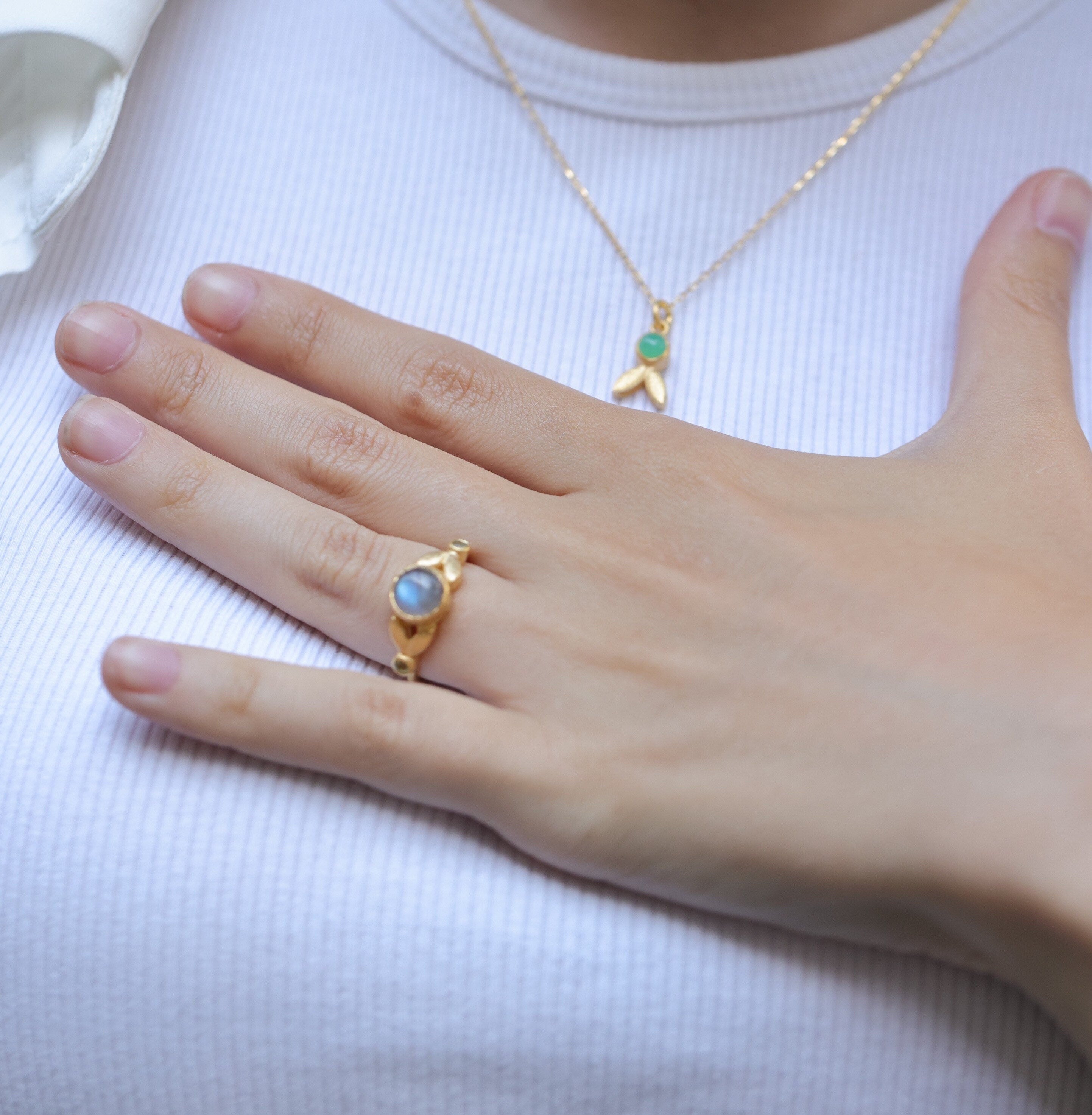 Labradorite and Peridot Laurel Leaf Ring