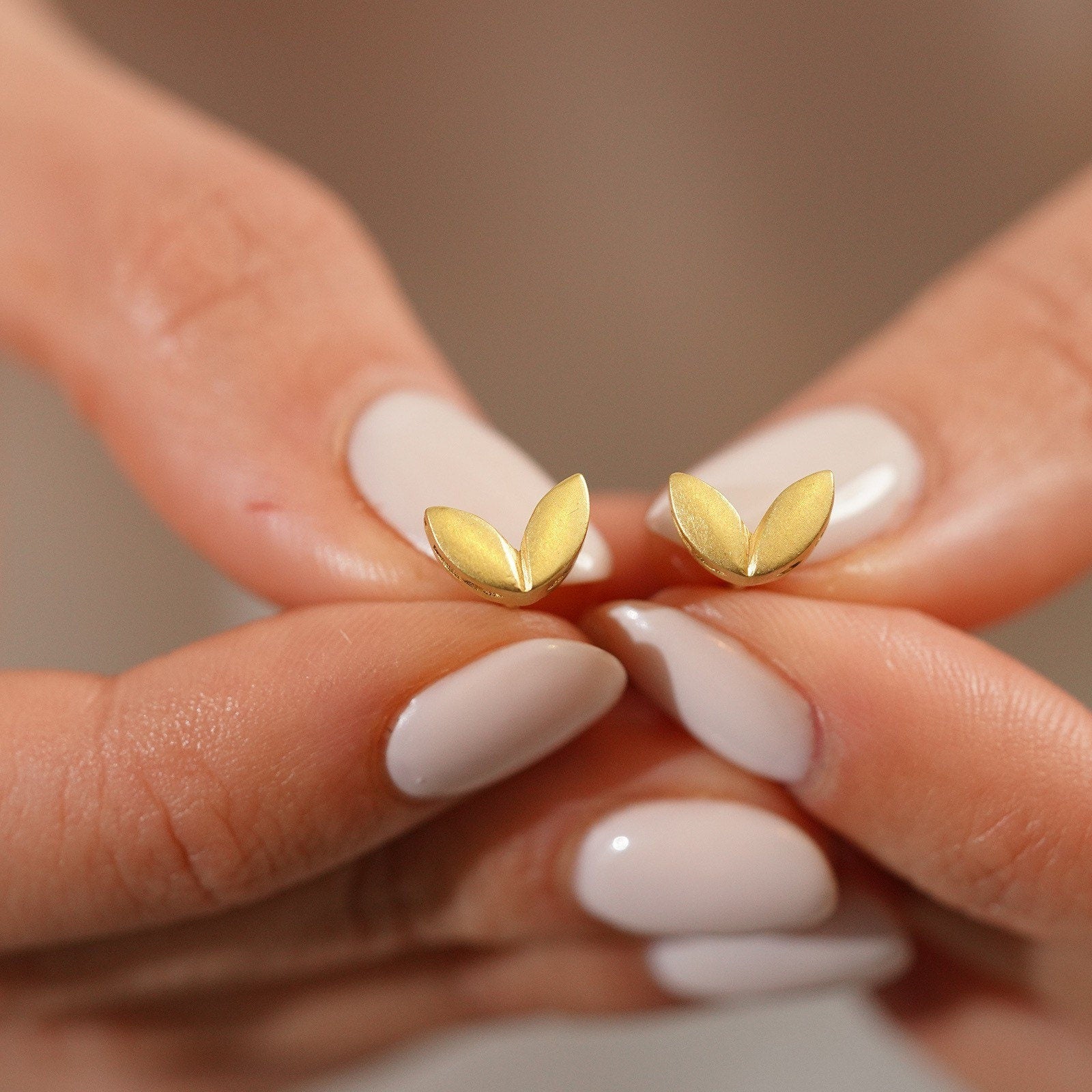 Leaf Studs