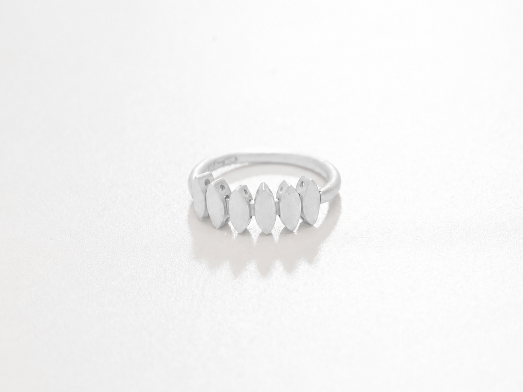 Leaf Pattern Ring