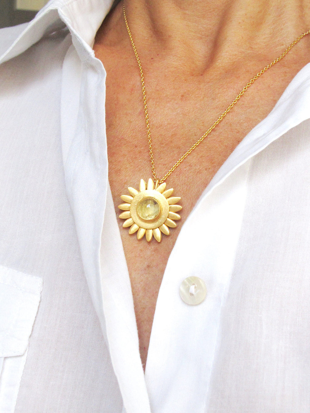 Sunflower Spinning Rutilated Quartz Necklace