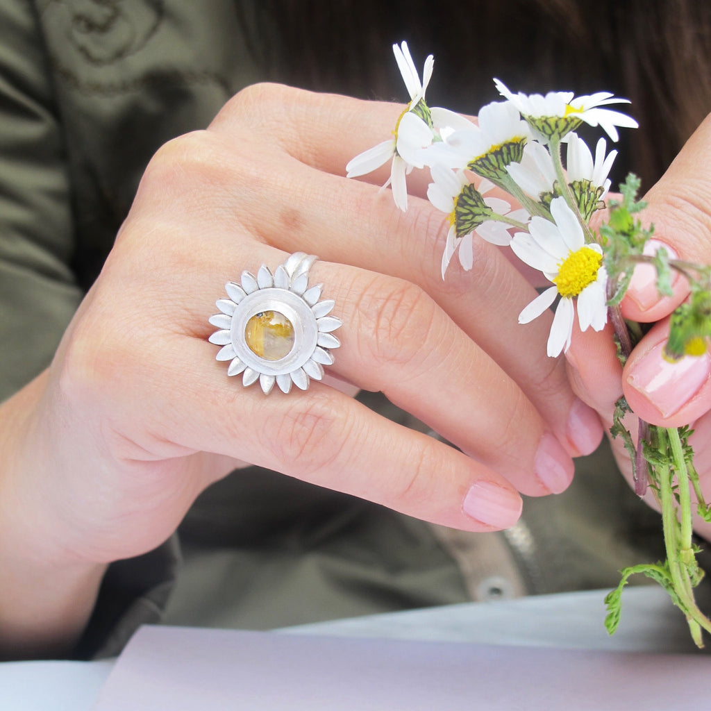 Primavera Sunflower Spinner Ring with Rutile Quartz
