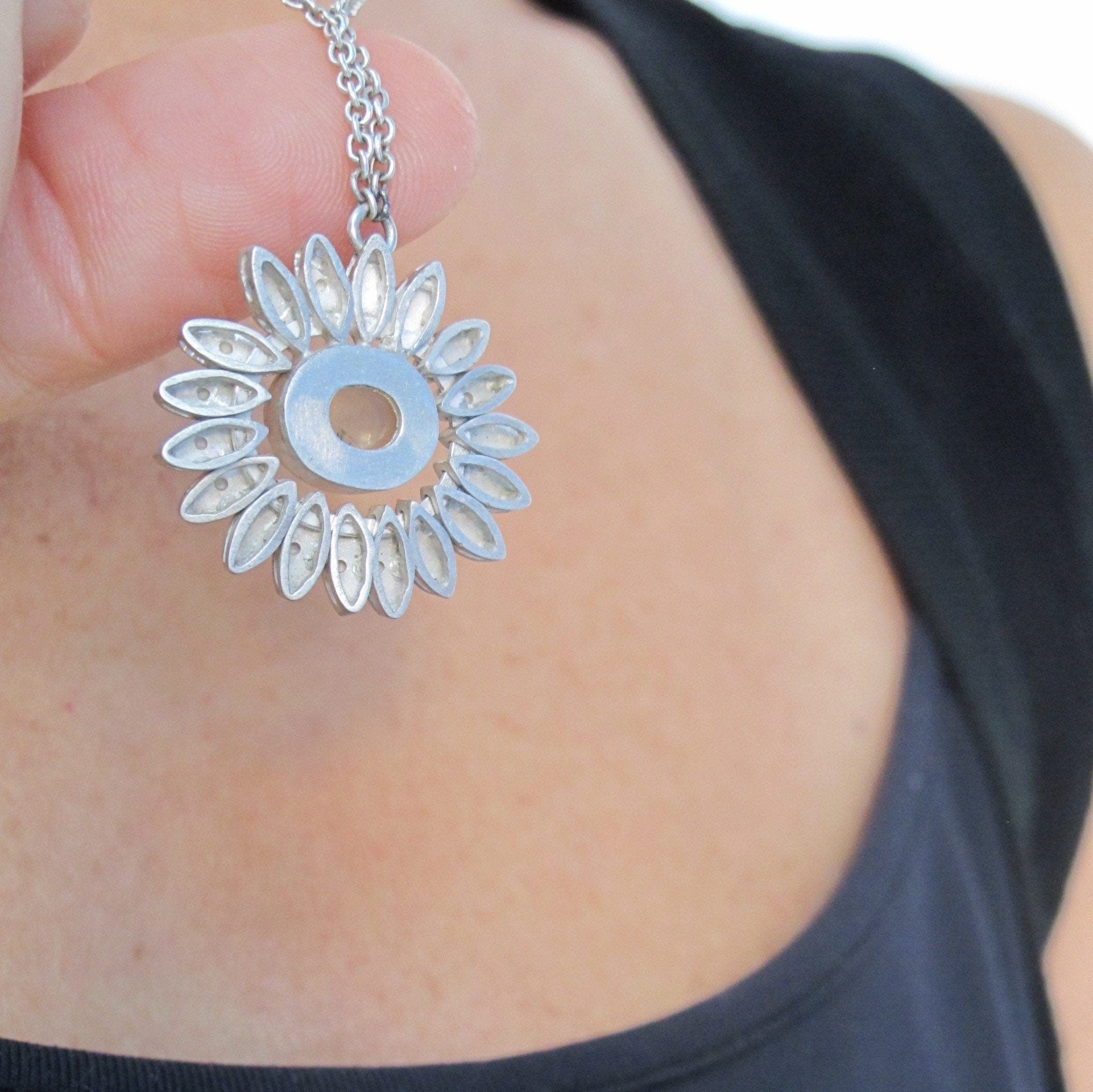 Daisy Pendant with Lemon Quartz Floral Necklace